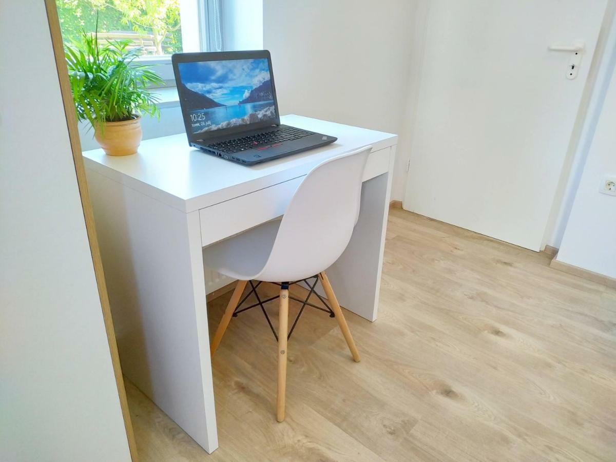 Sweet Stay Roznik Apartment Любляна Екстер'єр фото